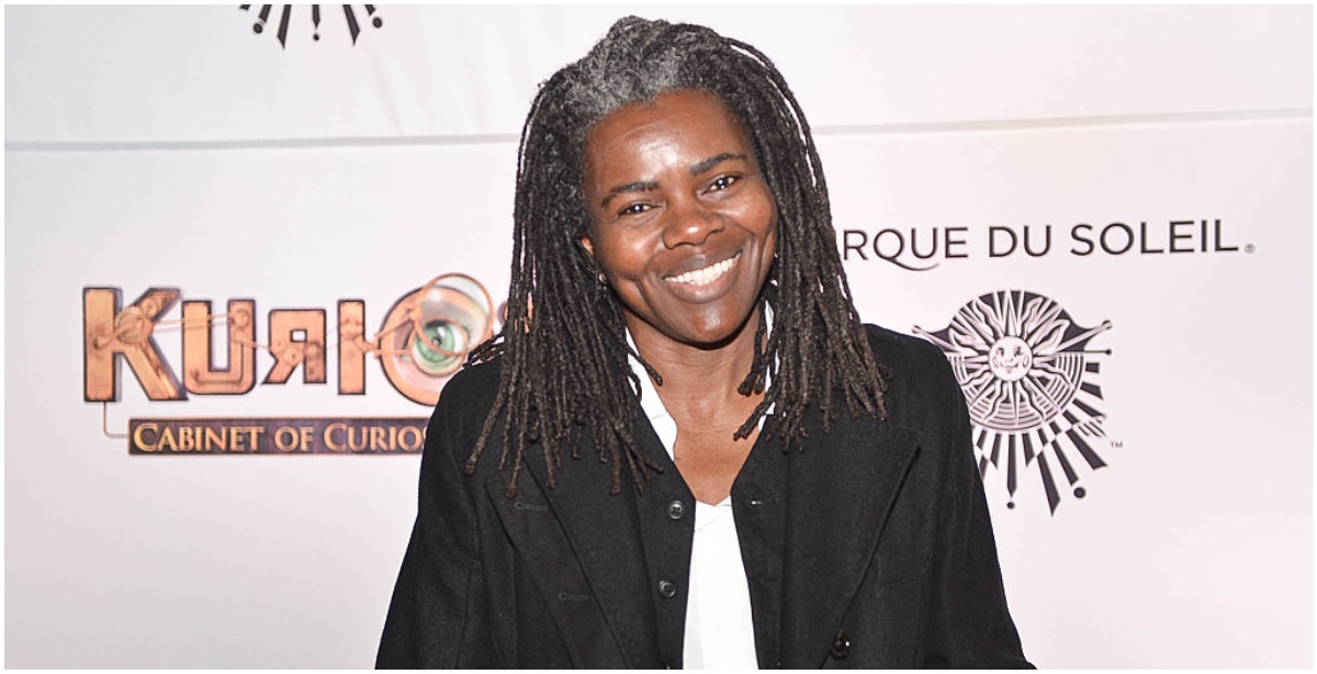 Singer Tracy Chapman Becomes First Black Woman To Win Country Music Association Award With Signature Hit, “Fast Car”