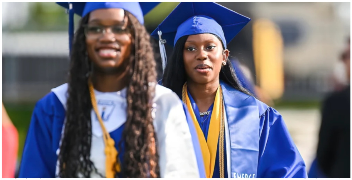 2 Girls Make History As First  Black Valedictorian And First Black Salutatorian At Dekaney High School