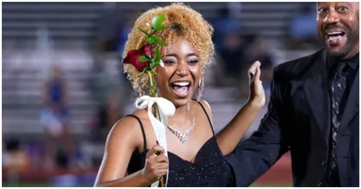 South Carolina Senior Amber Wilsondebriano Made History As The First Black Homecoming Queen In Her School’s 155-Year History