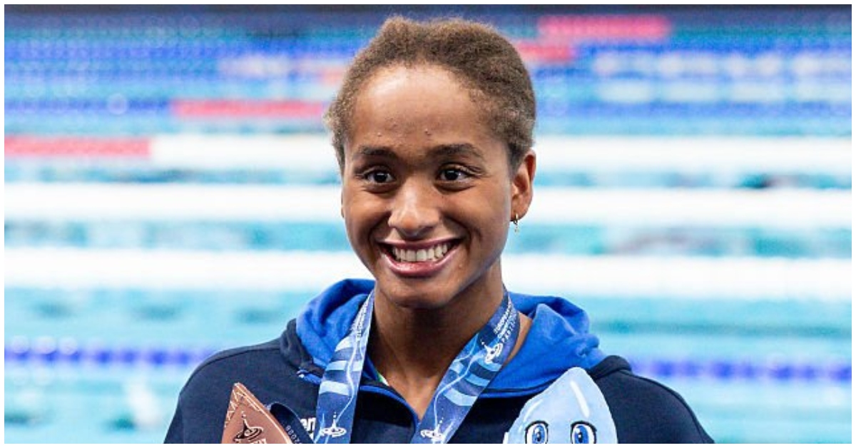 Sara Curtis Sets Historic 50m Backstroke World Record